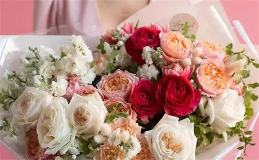 家人卦_风火家人_白话详解吉凶,易经第37卦爻辞解析(易经风火家人卦原文)