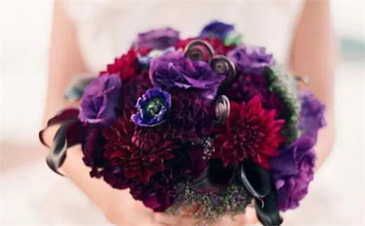 今日万年历2034年08月07日领取结婚证的好日子,领证吉日