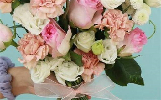 今天万年历2028年07月02日登记结婚吉日,领证好日子查询