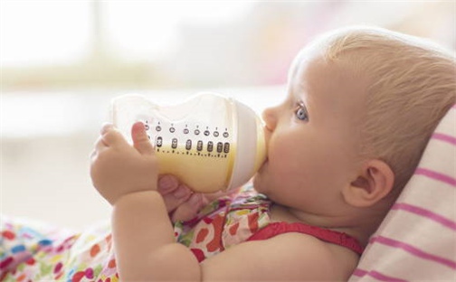 周姓男宝宝名字精选：2026年05月27日生辰八字起名技巧