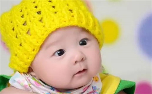 周姓女孩子取名