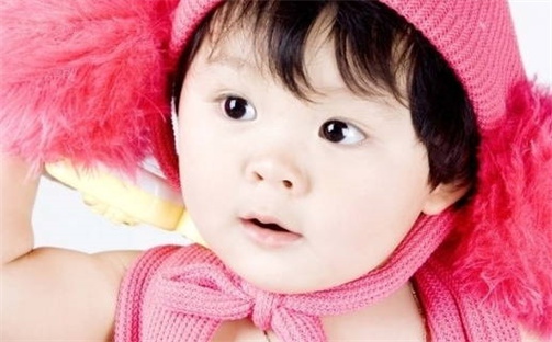 何姓2026年06月23日出生的女孩子五行缺什么？如何科学取名