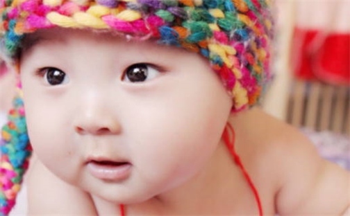 2026年05月21日出生的周姓女孩子取名指南：吉祥好听的名字推荐