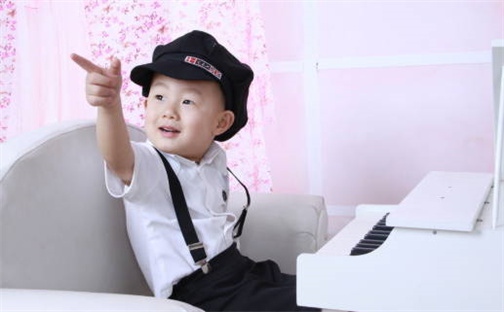 郭姓女生取什么名字好？407个成熟稳重名字推荐