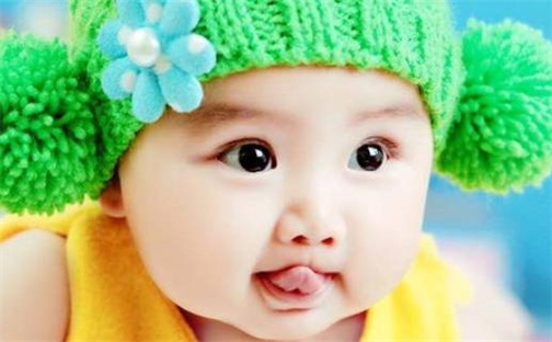 周姓女宝宝名字精选：2026年04月12日生辰八字起名技巧