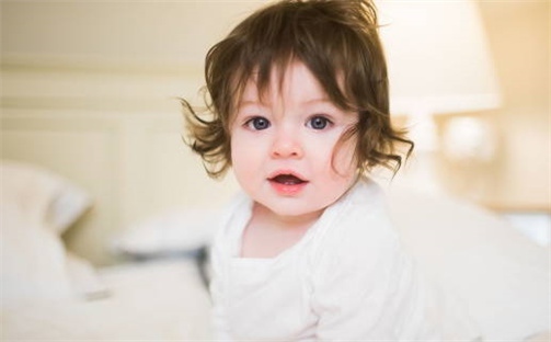 胡姓女孩子取名